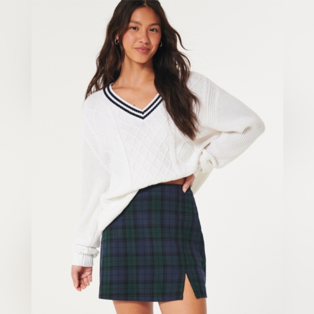 💙💚 Hollister Touch of Wool Ultra High Rise Plaid Mini Skirt, L (M)